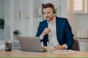 Online CPA virtually working with client